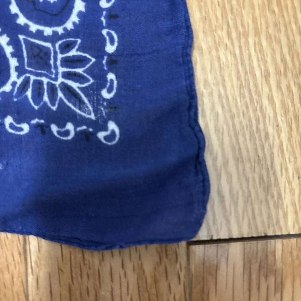 Vintage Navy Hav-A-Hank Blue Cotton Made in USA Bandana